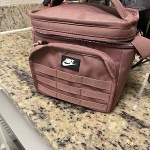 Nike Men's Dusty Pink Toiletry Bag